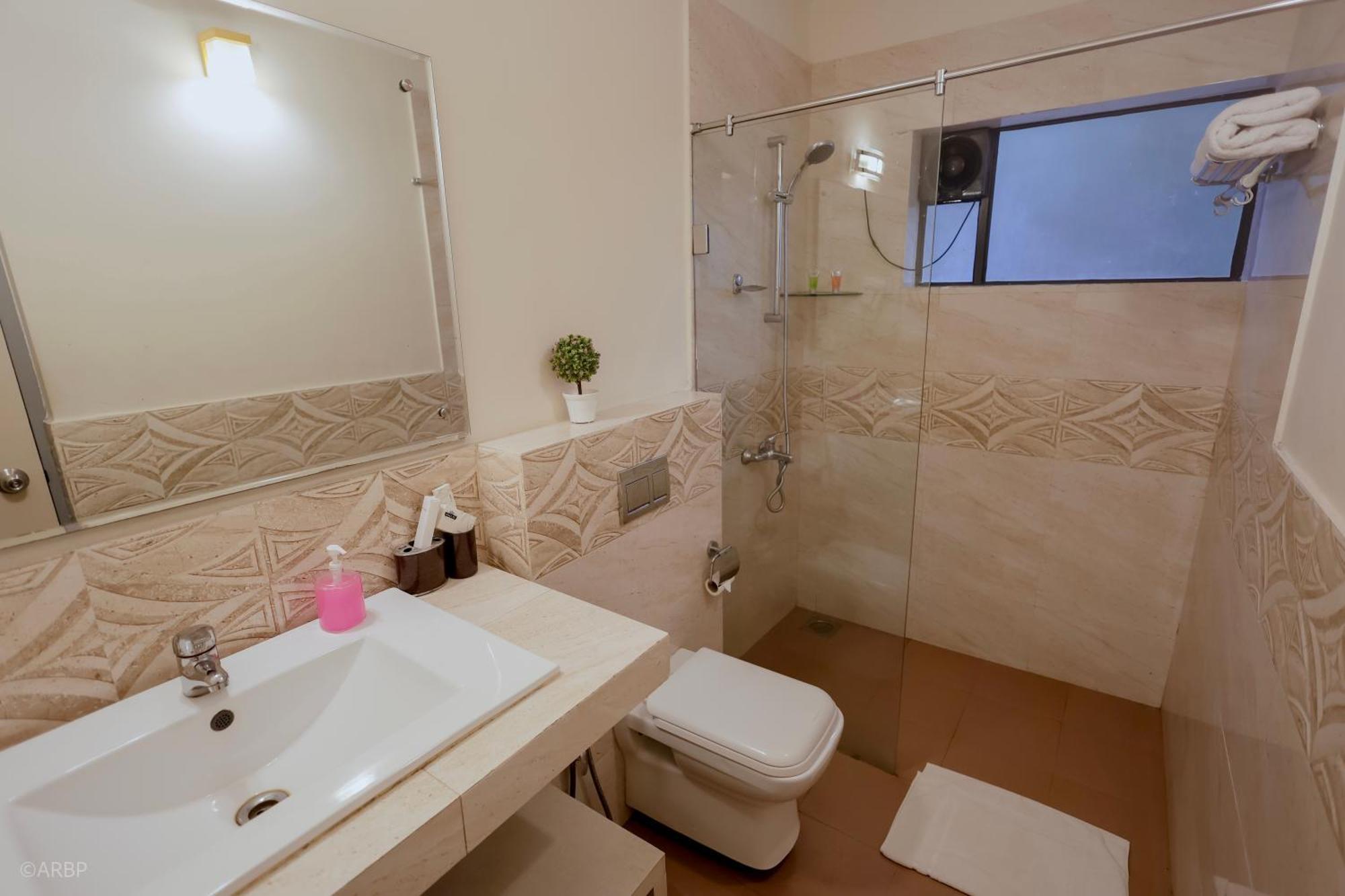 La Sunila Suites & Villas By Wsi, Baga Arpora Exterior photo