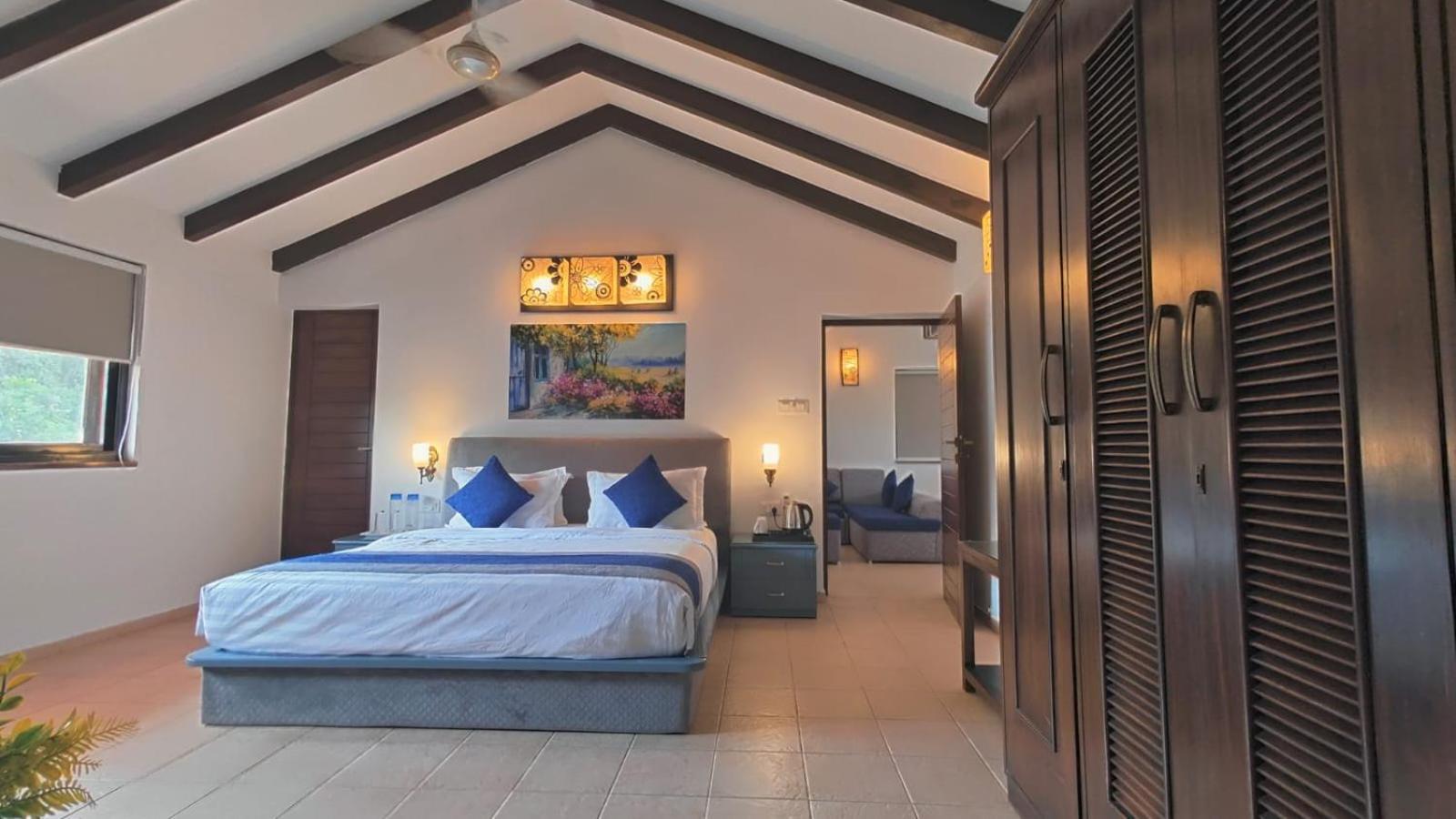 La Sunila Suites & Villas By Wsi, Baga Arpora Exterior photo